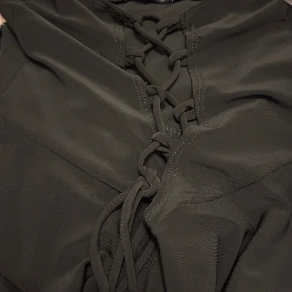 Venus midi halter tie dress - Picture 9 of 9